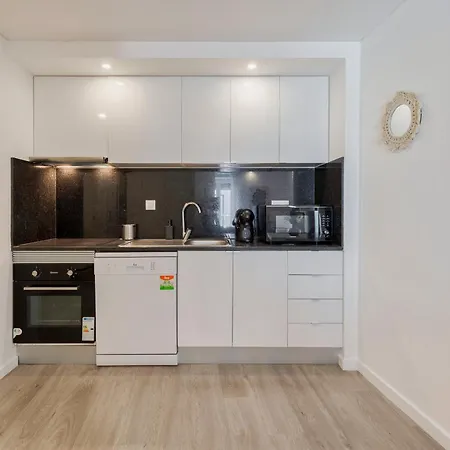 Felp Largo Da Misericordia Apartment *