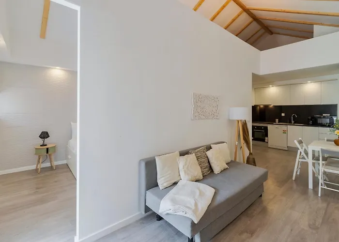 Felp Largo Da Misericordia Setúbal